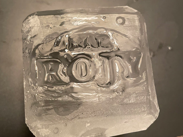 氷へのアイススタンプの画像