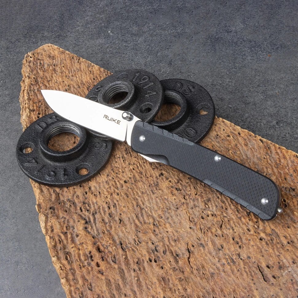 Ruike LD32-B Multi purpose EDC Pocket knife now available in India. Best Pocket tool for Outdoor adventures, Emergency, EDC & more.