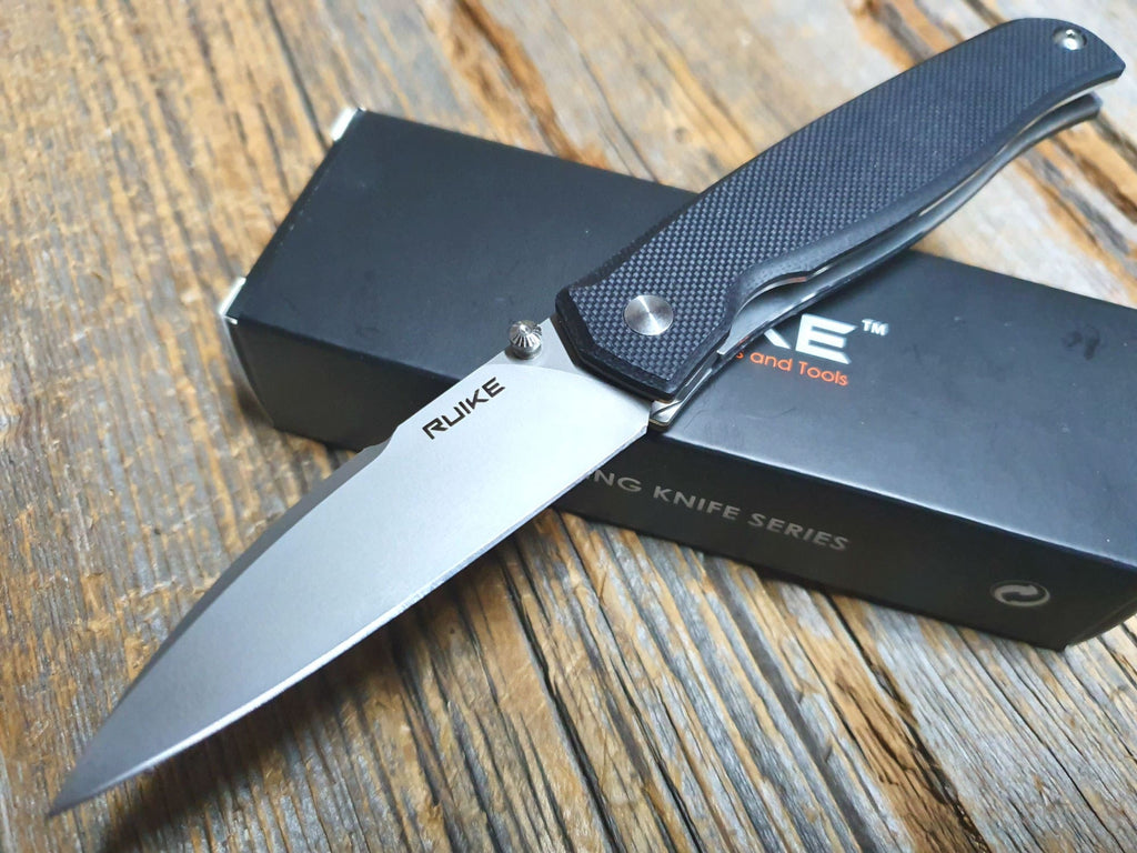 Ruike P662-B razor sharp pocket knife in India. Buy Ruike premium tactical EDC knife for outdoor adventures & self defense in India