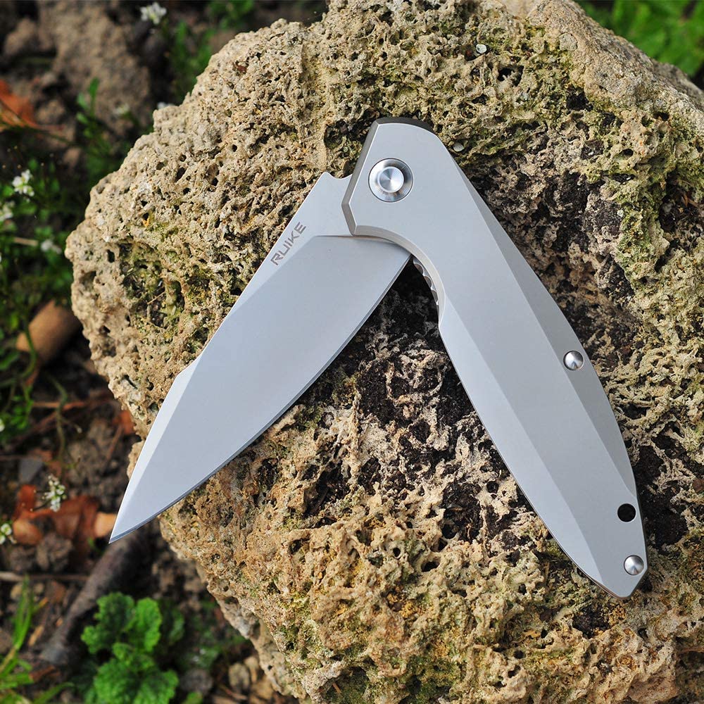 Ruike P128-SF pocket knife now available in India. Buy EDC knife with razor sharpness in India