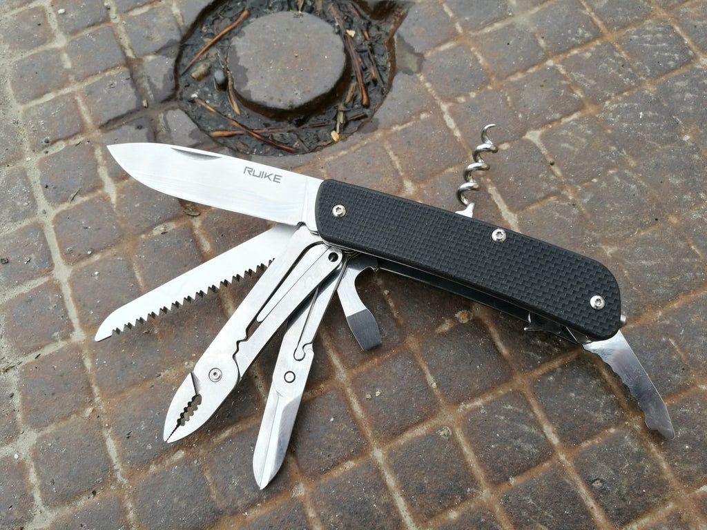 Ruike M51 EDC multi-function pocket knife now available in India @LightMen