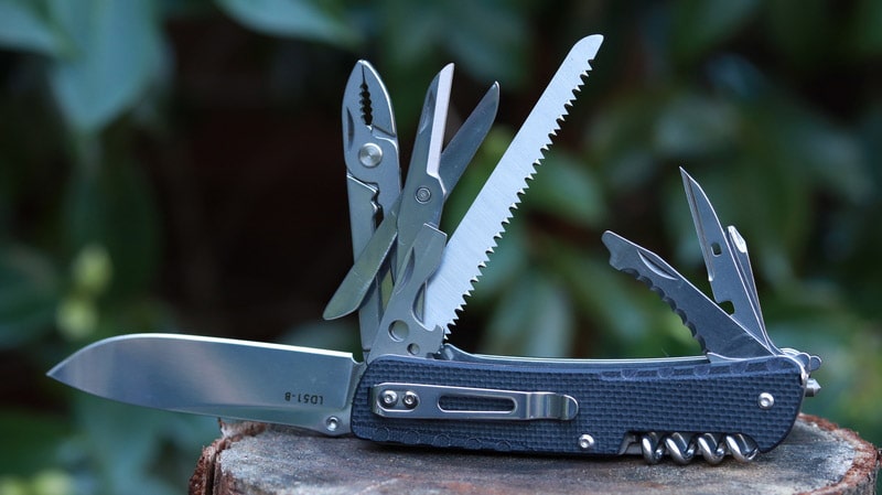 Ruike L51 EDC multi-function pocket knife now available in India @LightMen