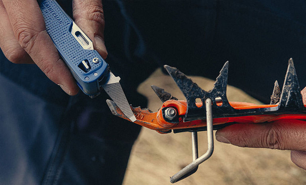 Leatherman FREE T4 Multi-Tools Online in India, Buy Leatherman FREE T4 Online in India @ LightMen