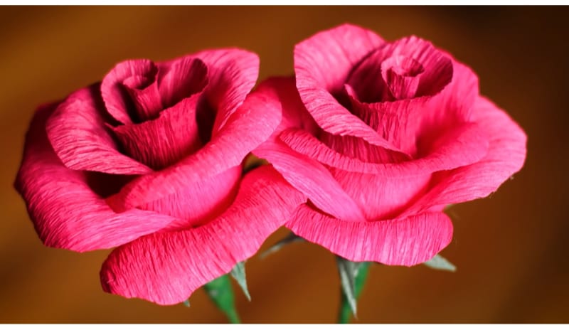 Realistic looking roses for your bouquets and centerpiece