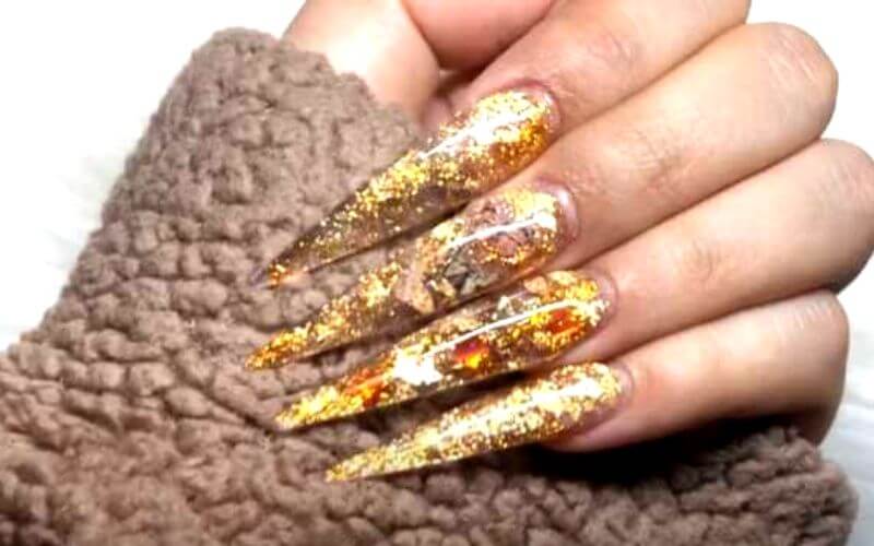 Gold Fall Nails