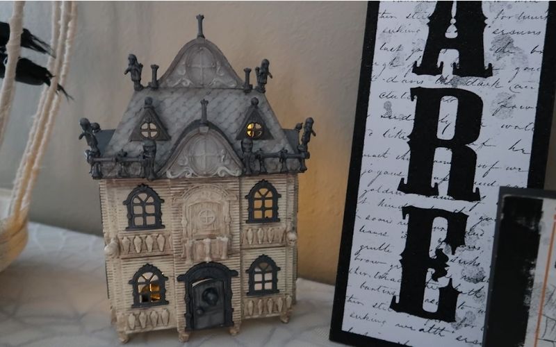 Haunted house DIY from a dollhouse