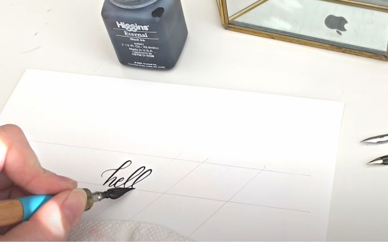 example of left-handed calligraphy 
