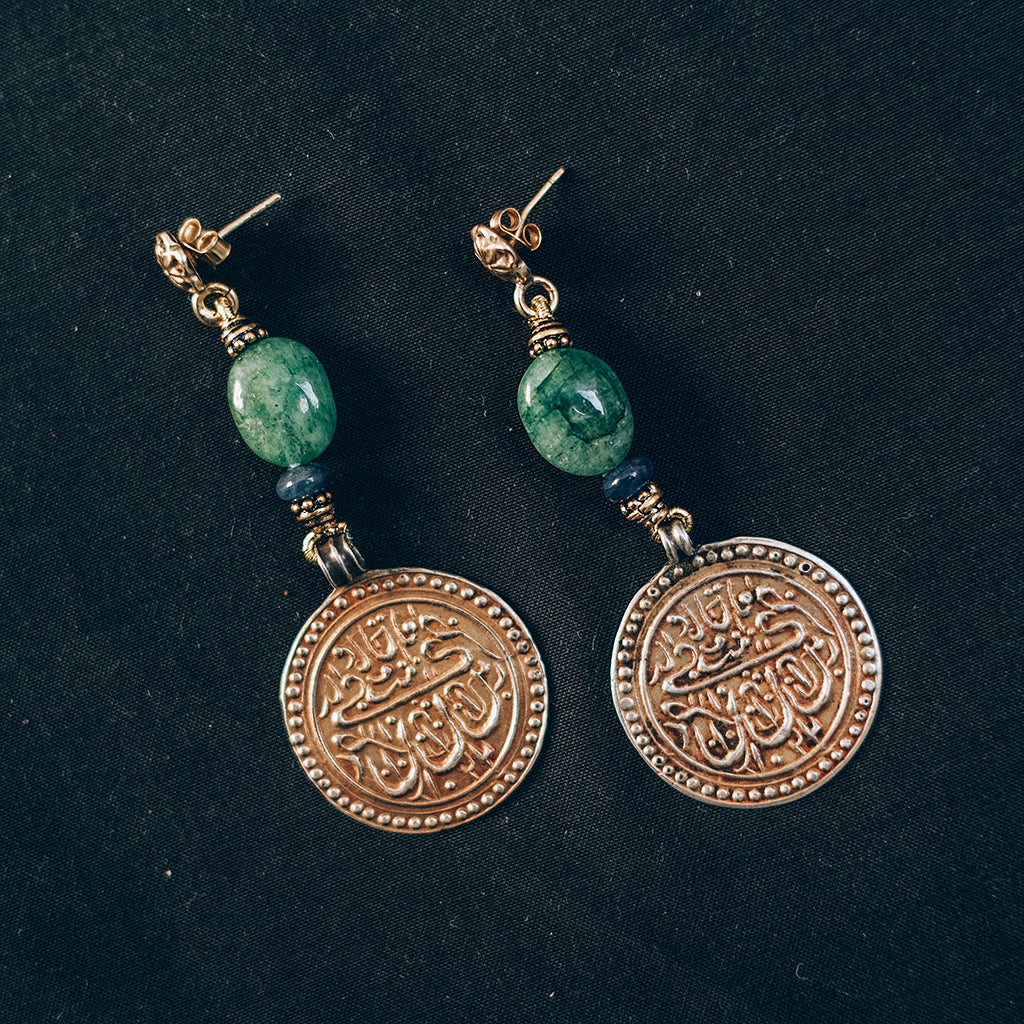 Pickering Ver a través de Y Earrings with emerald and old silver pendant. – Lula Máiz