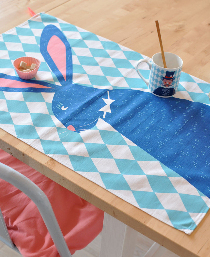 RabbitTeaTowel Insitu 2 ?v=1603378733