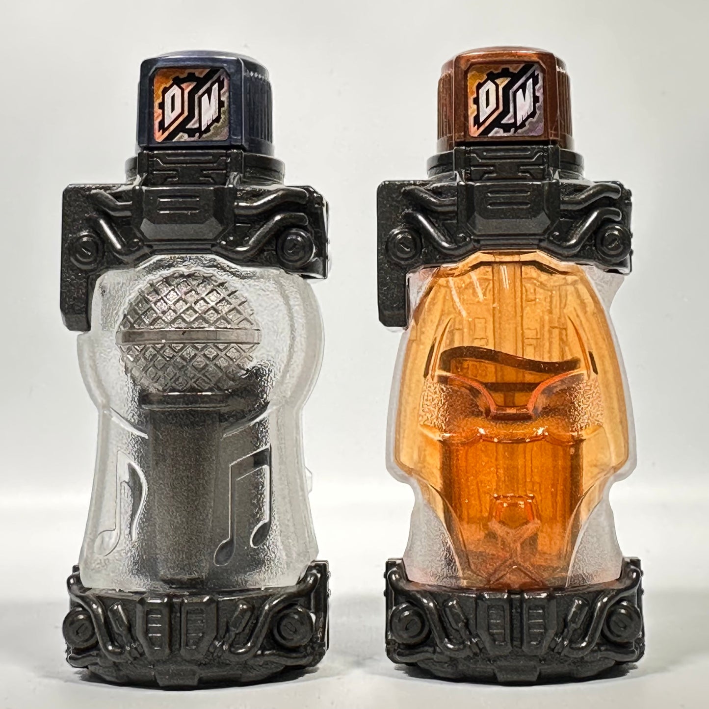 [BOXED] Kamen Rider Build: DX Dog Mic Full Bottle Set ( with Theme Song CD Promotion) | CSTOYS INTERNATIONAL