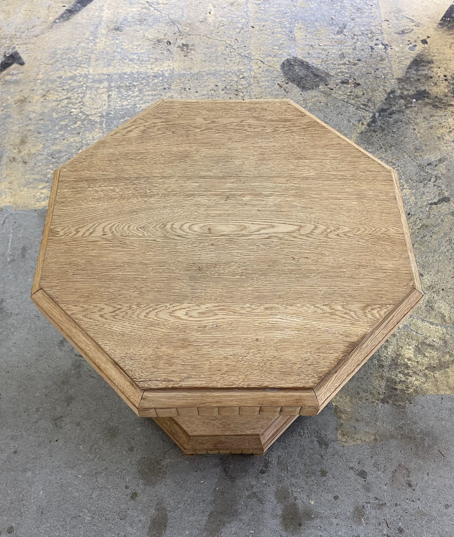 octagonal oak Table