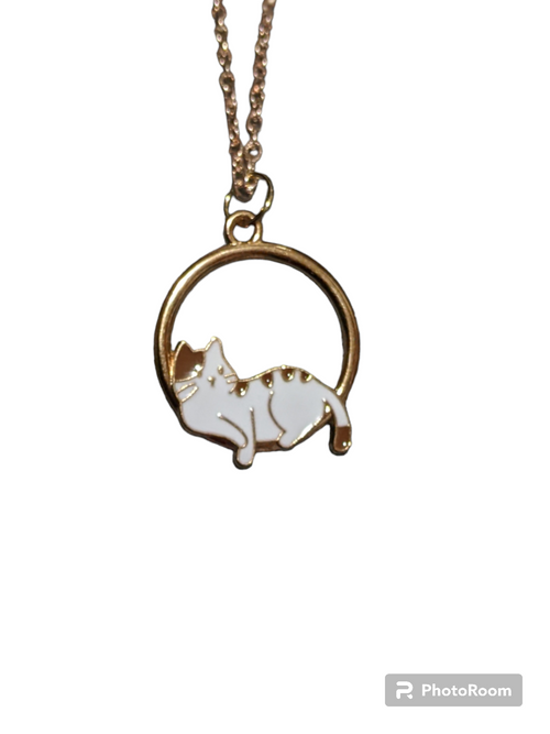 Amazon.com: Solid 10k Gold Hanging Animal Cheetah Big Cat Pendant Necklace,  16