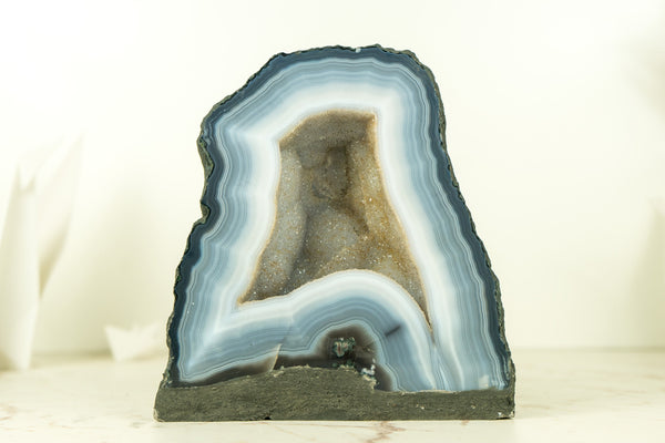 Agate Geode - Medium Flat Base Blue C – Crystal Earth Spirit