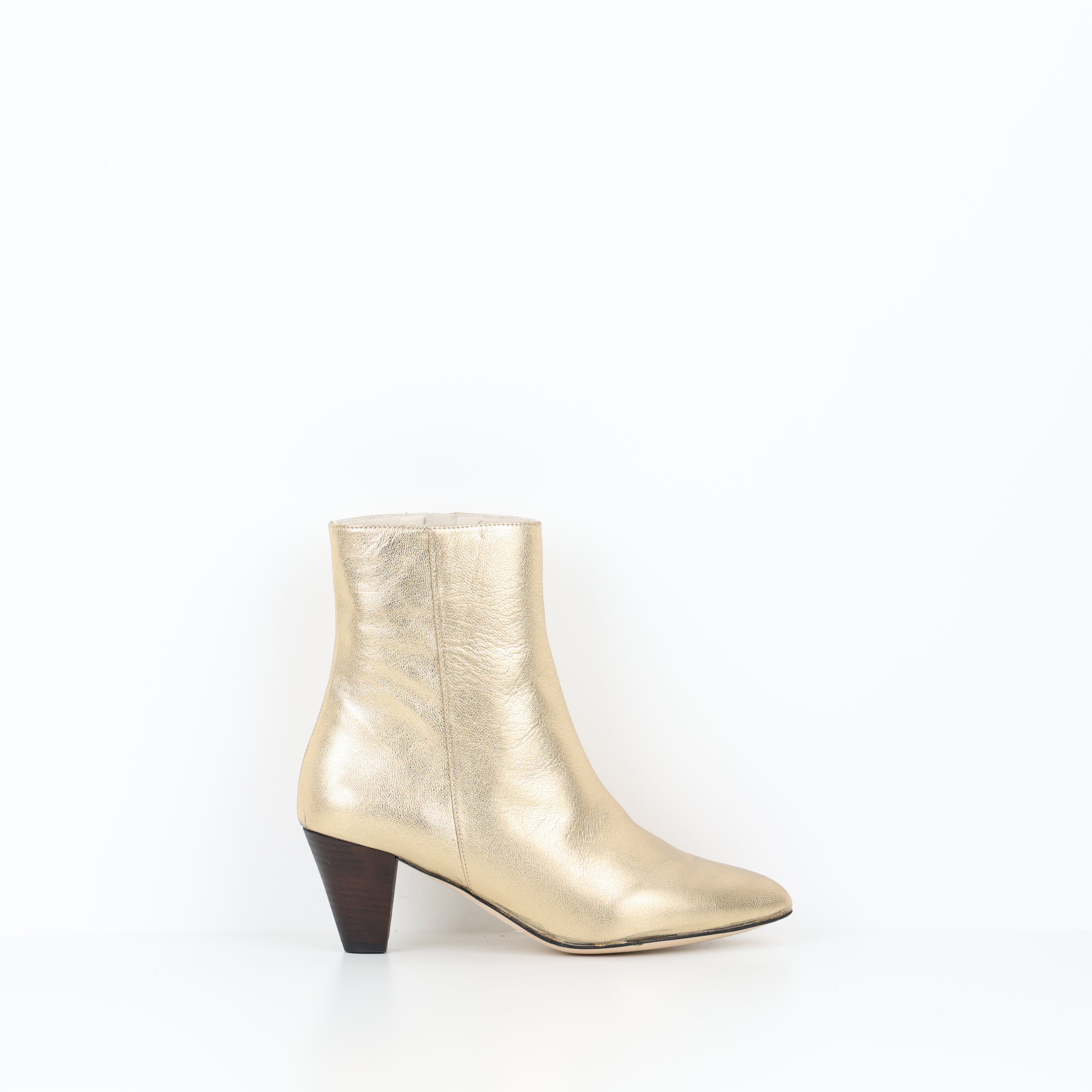 image of Boots , Shoe Size 39