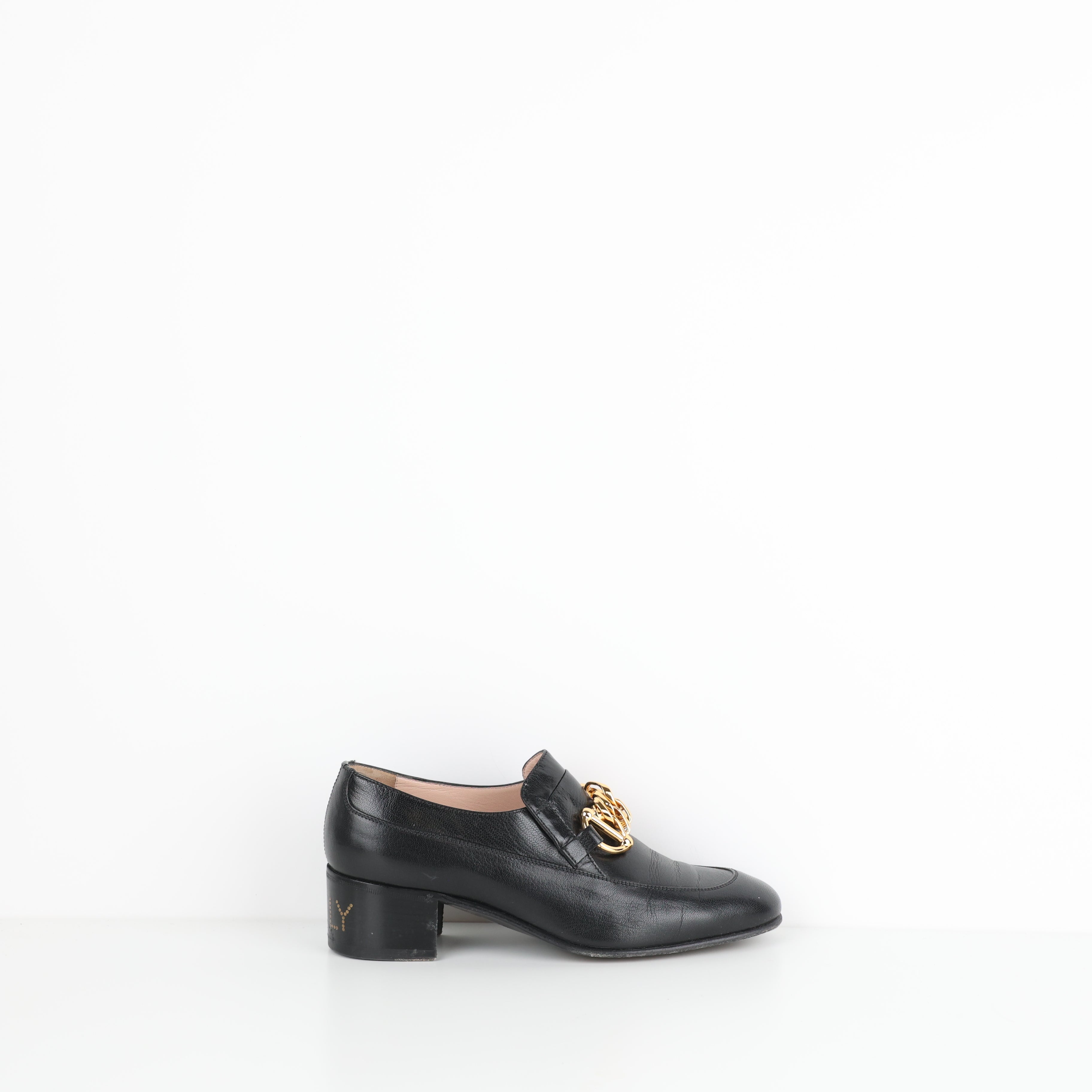 image of Shoes, Shoe Size 39.5