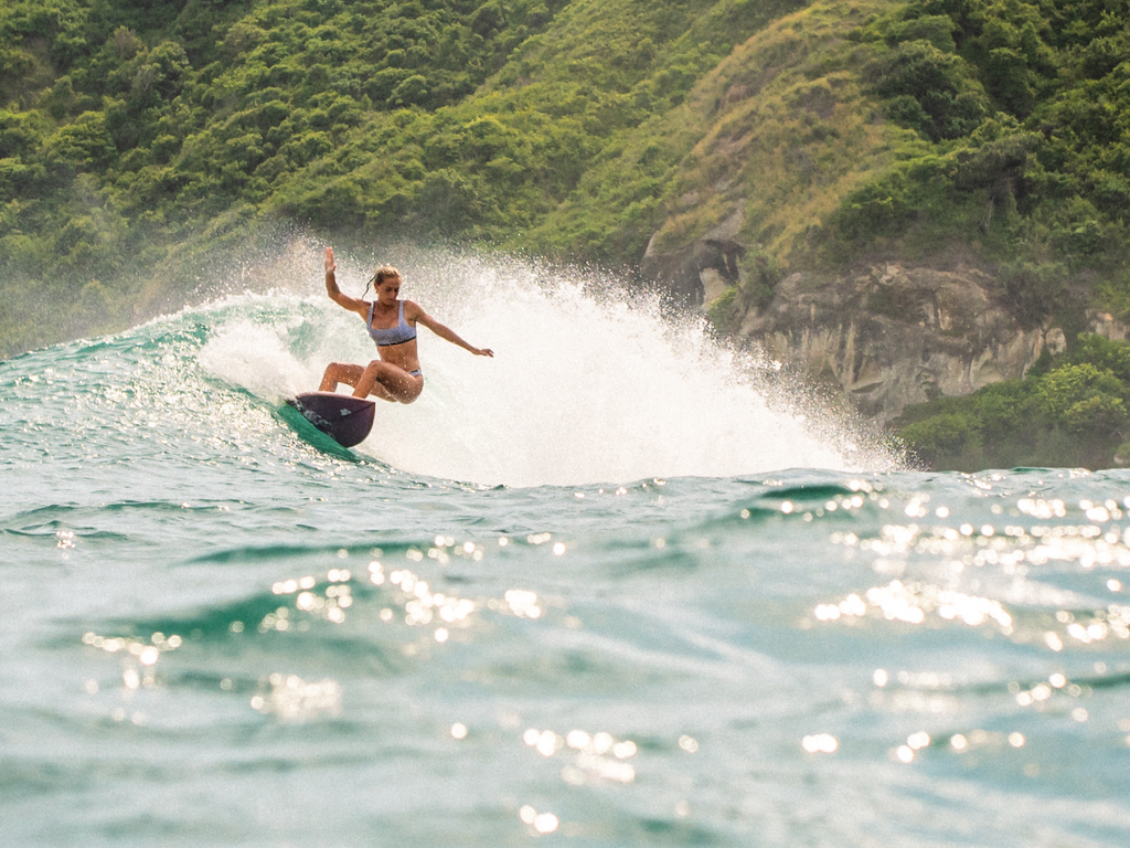 Surfing in Lomok