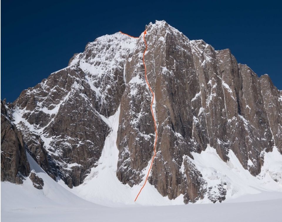 Ines Papert and Luka Lindič climb Kyzyl Asker