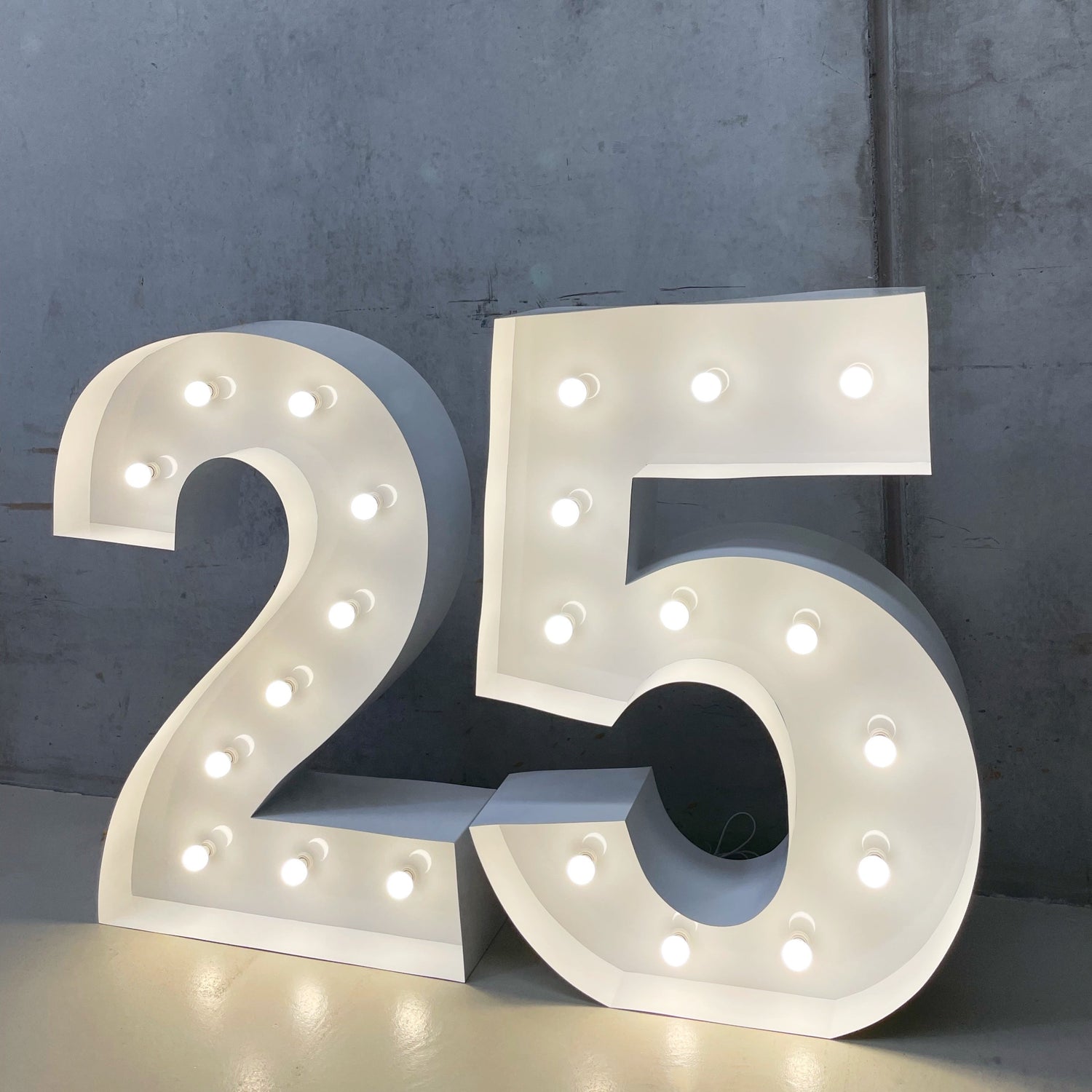 hire big light up numbers