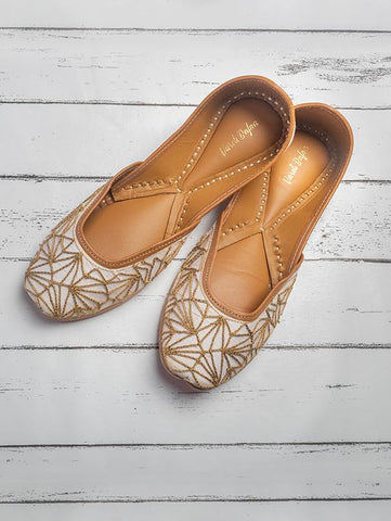 Finn Embroidered Juttis by Vareli Bafna now available at Trendroots