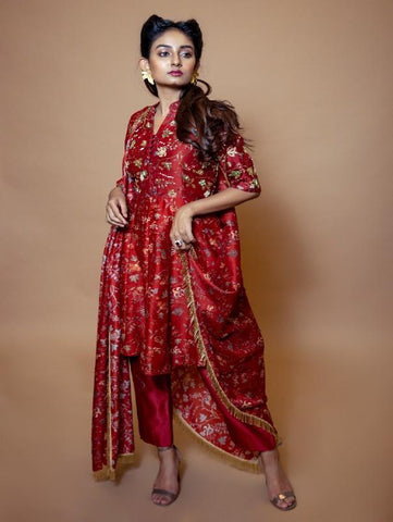Red Floral Chanderi Silk Kali Kurta Set (Set of 3) by Shristi Chetani now available at Trendroots