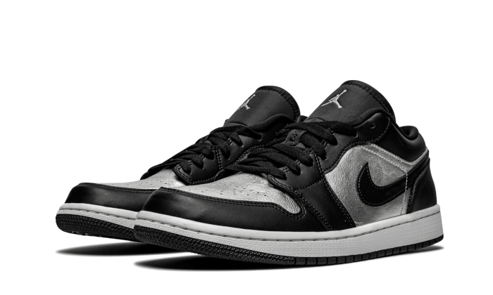 black silver air jordan 1