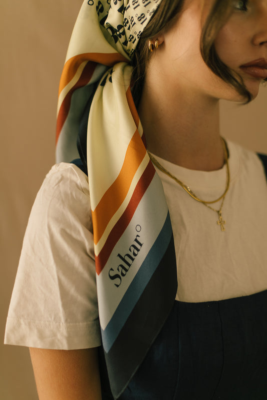 Signature monogram silk ribbon scarf black – Totême