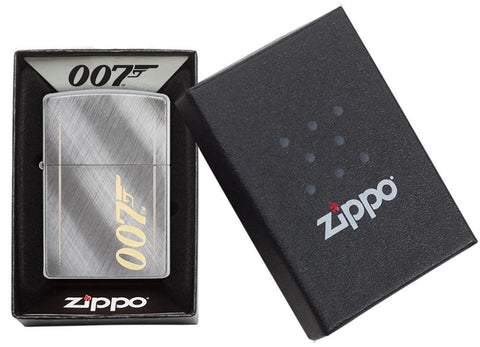 Zippo-aansteker chroom met 007-logo gegraveerd op de zijkant in open geschenkverpakking