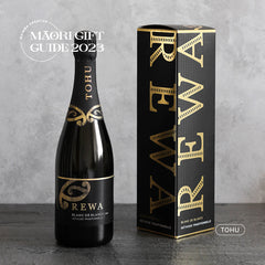 rewa-bubbles-maori-wine