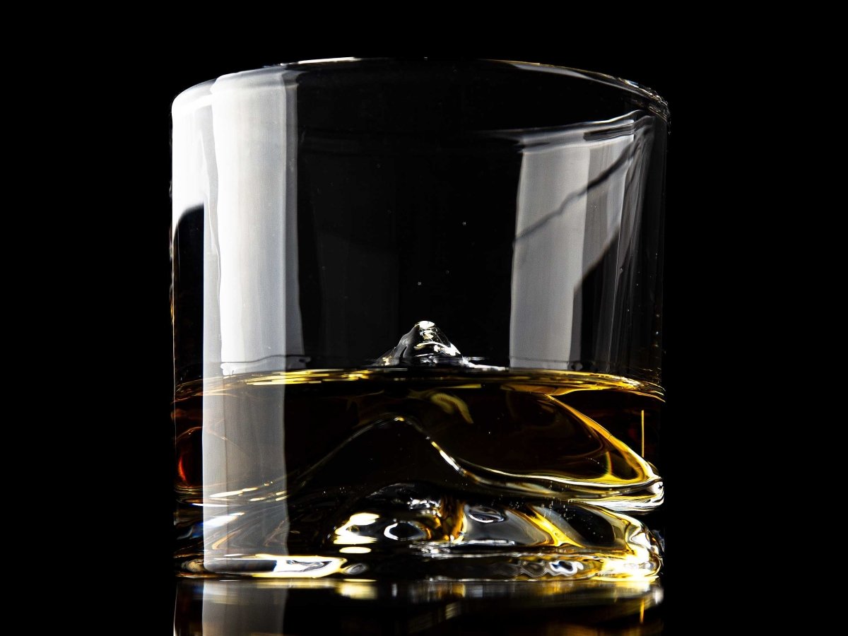 robustes Whiskyglas "Mount Everest" im 4er-Set