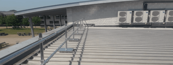 fixed roof guardrail