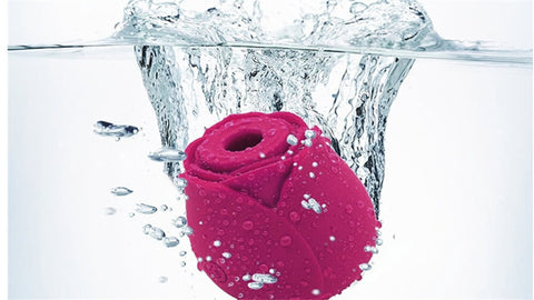 Can rose toys be used in water?