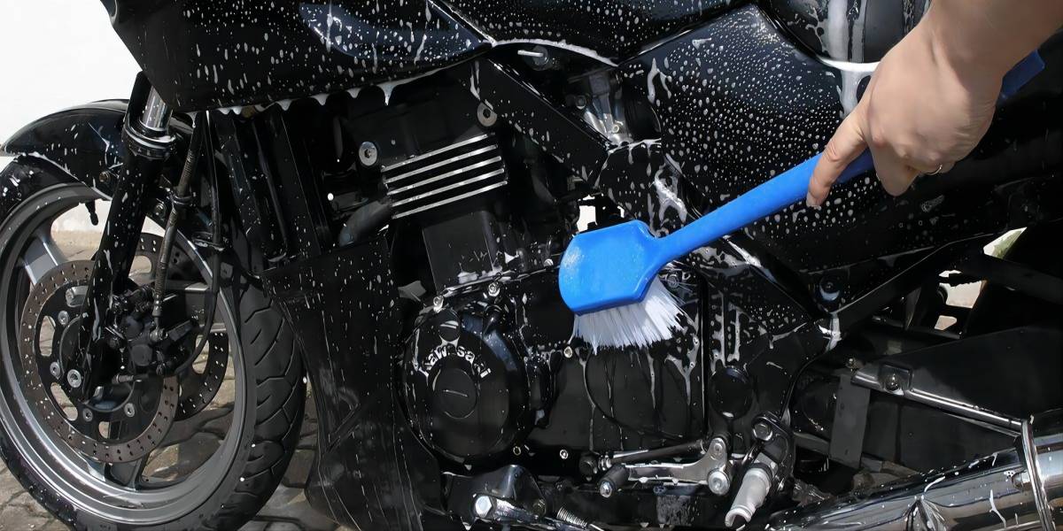 Wash your motorcycle - XYZCTEM®