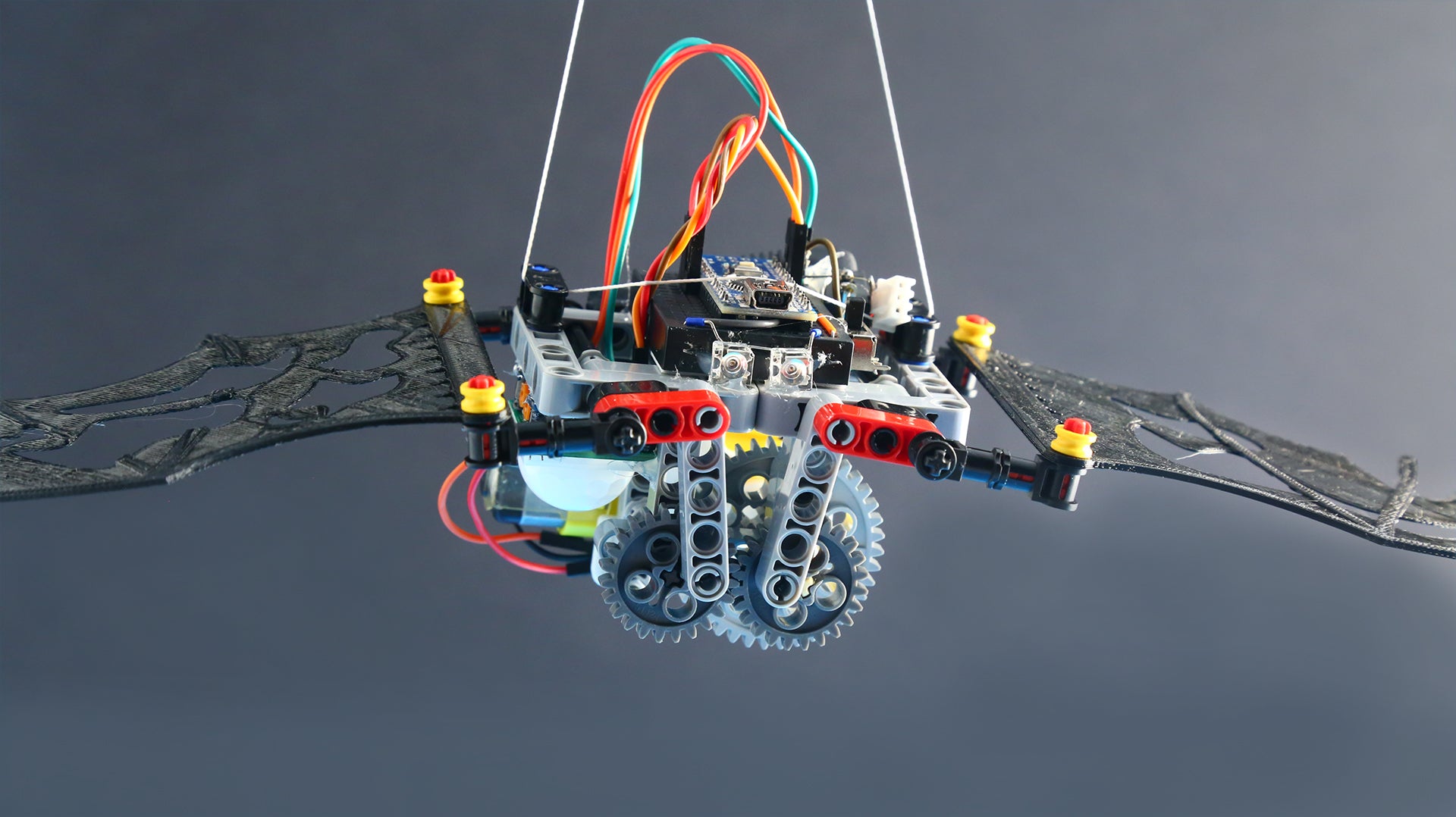 A crank mechanism for the flapping wings