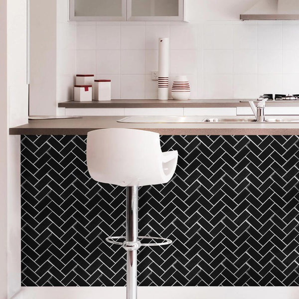 Black_Herringbone_Glossy_Peel_and_Stick_Backsplash_Tile_Scene2-12_x+12_+Wasserdicht+Fischgrätenmuster+selbstklebende+Wandfliese,+Vinyl+3D+abnehmbare+dekorative+Fliese+für+Küche,+Badezimmer,+Wohnzimmer,+B