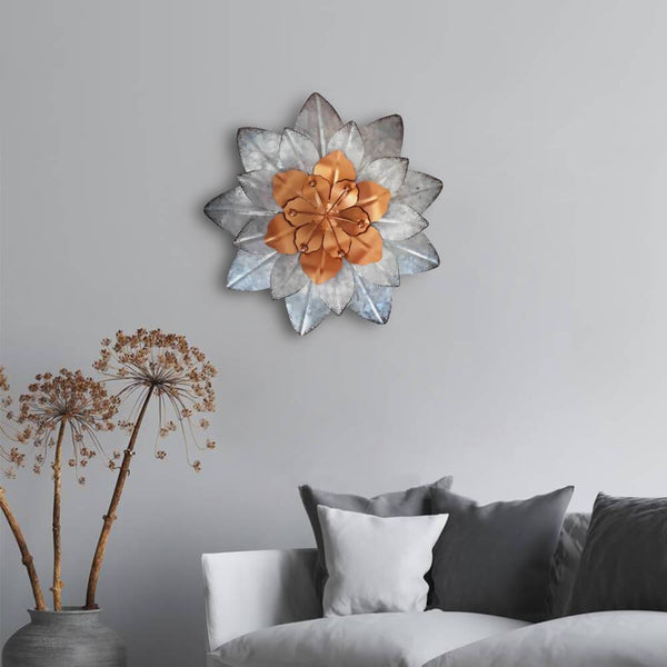 Vintage_Silver_3D_Metal_Flower_Wall_Decor_Scene1 (1)