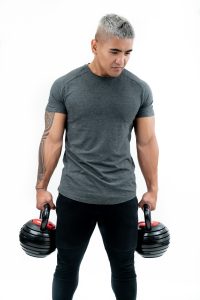 Adjustable Kettlebells are a very suitable and practical training method for everyone who wants to have a “home gym“