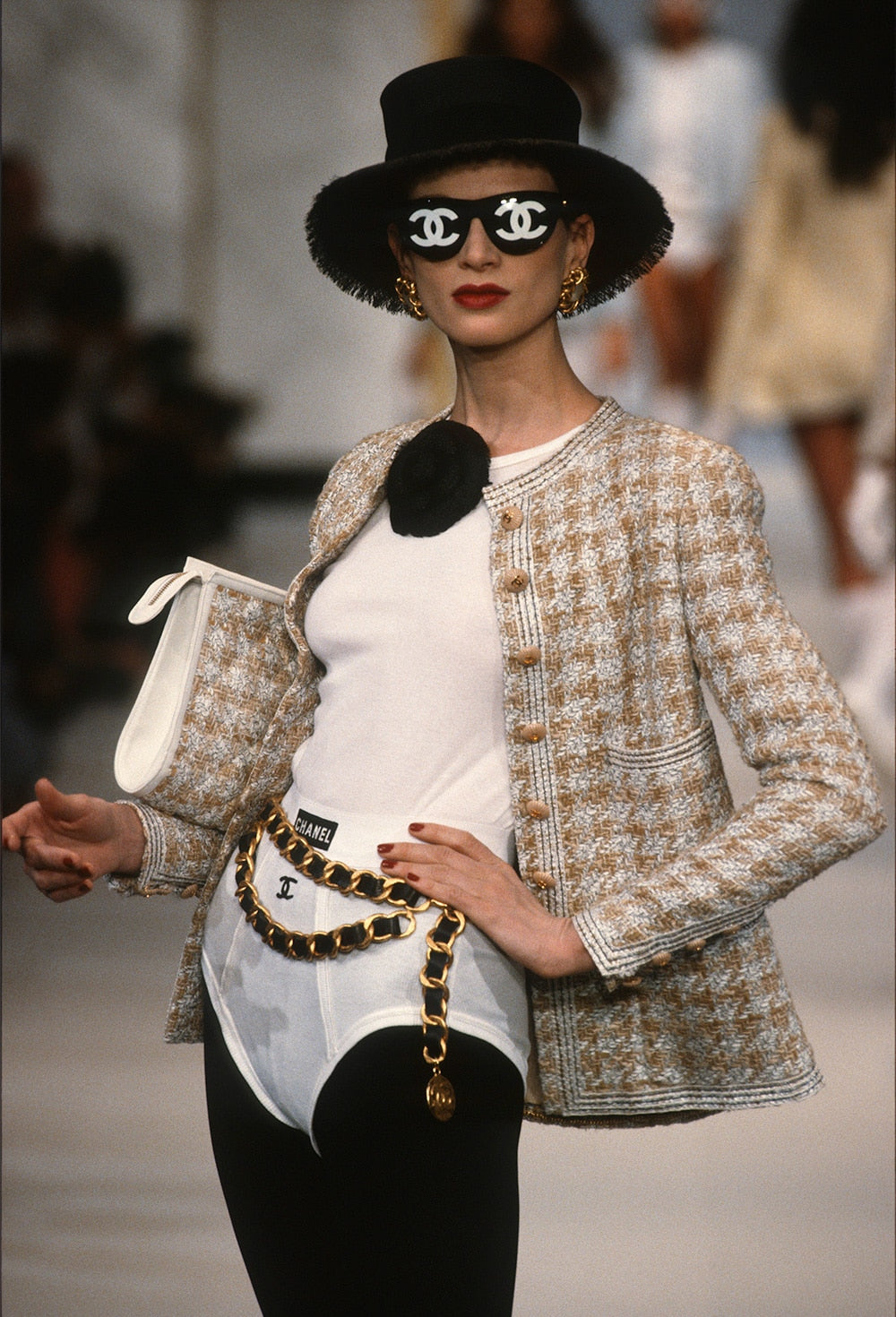 UNVEILING THE SECRETS BEHIND THE ICONIC CHANEL JACKET | Rewind ...