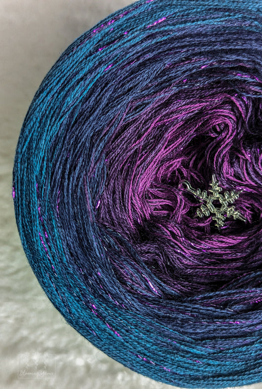 Gradient ombre yarn cake, colour combination C145 – Blooming Yarns by KW