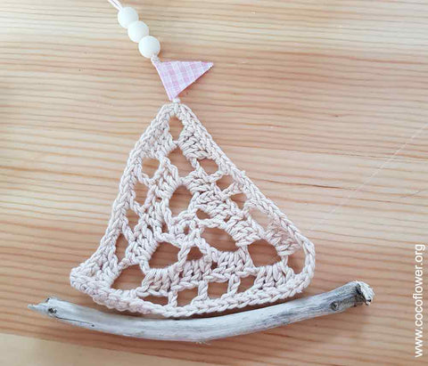 Maritime Magic: Rustic Boat Mobile Crochet Trin-for-trin