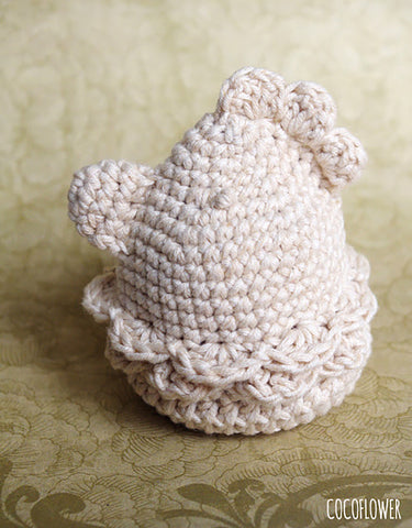Crocheted Easter Hen Egg Cup: Rustic Chic DIY