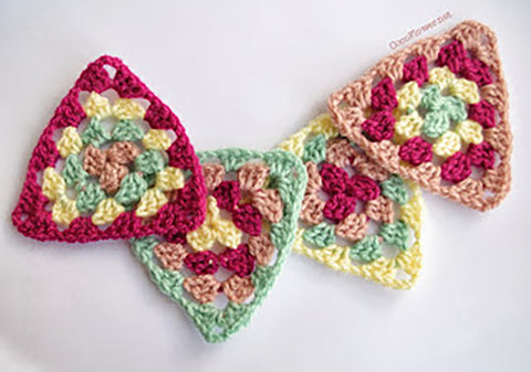 Festive Crochet Garland: Transform Your Space with Color!
