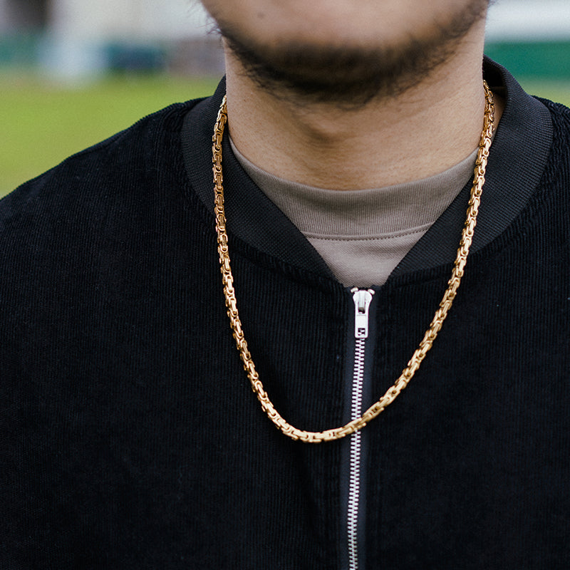 4mm gold chain on neck