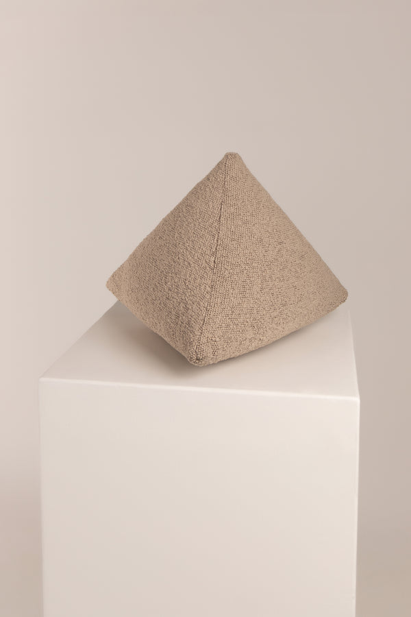 The PYRAMID scatter in beige boucle