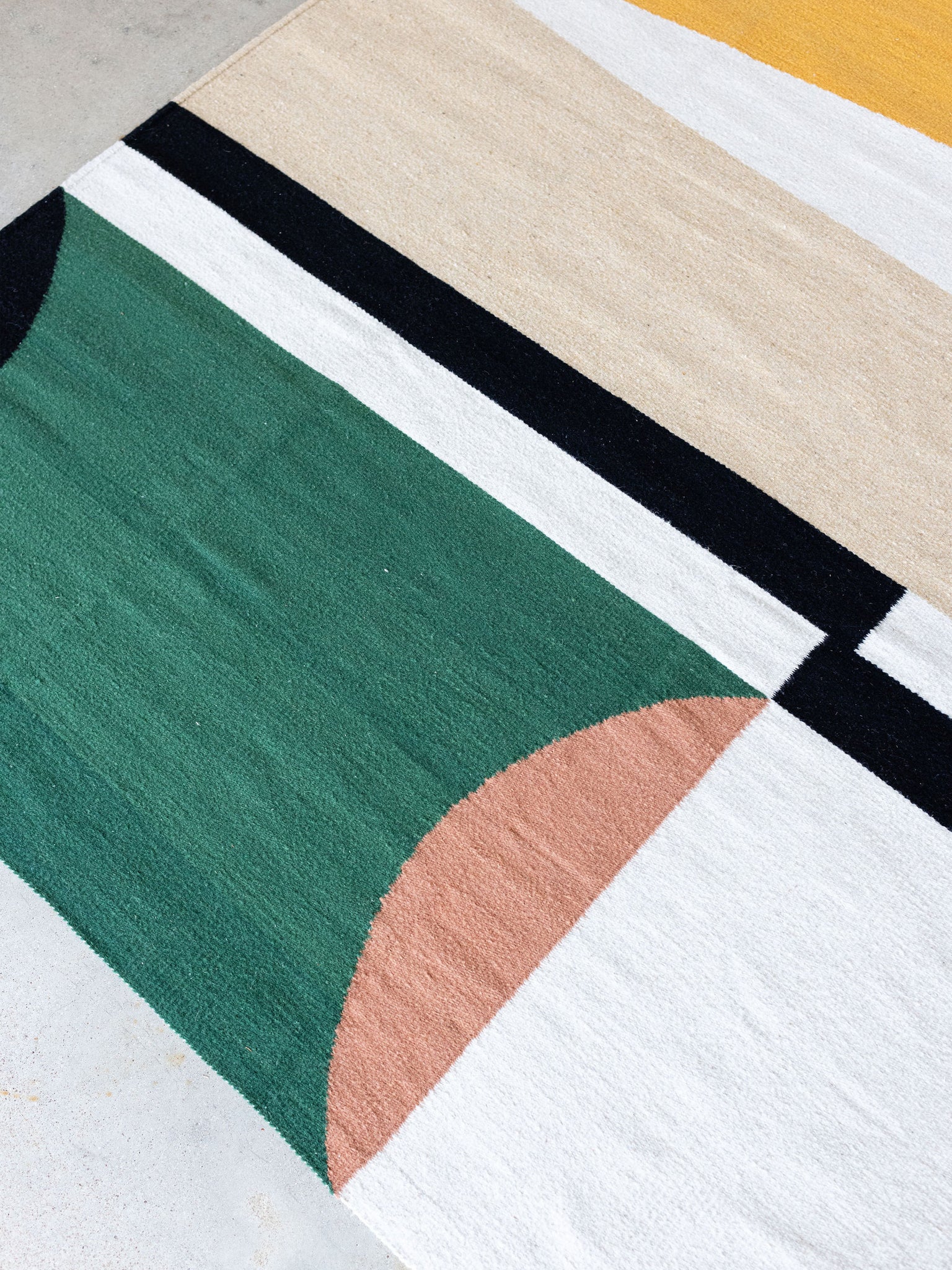 nellaf on X: rug making process ⭐️ @ChinatownMarket   / X