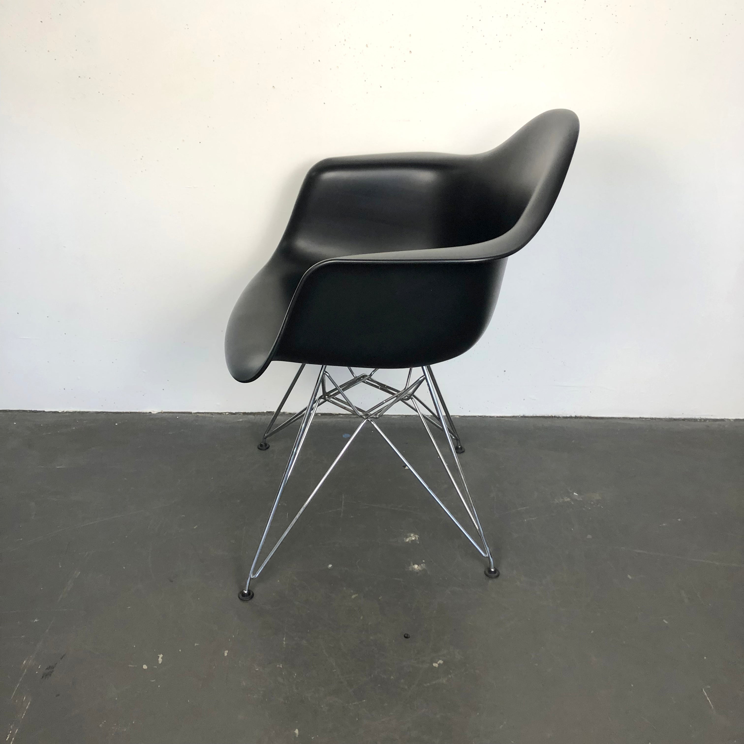 vitra dar chair