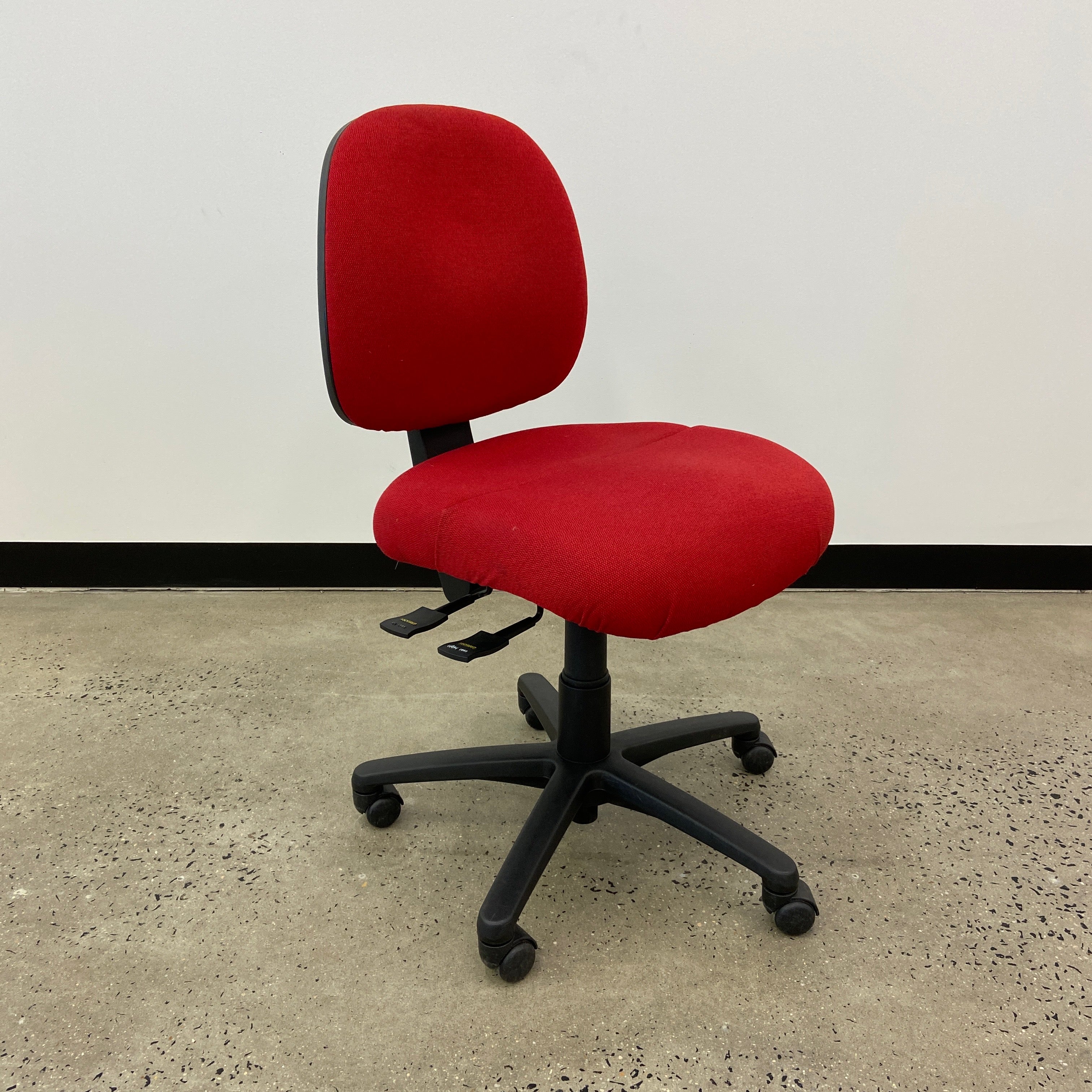 ergonomic chair red