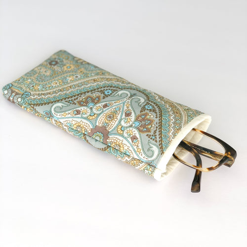 Green paisley eye glasses pouch, sunglasses case, pretty reading glass –  Grannys On the Go