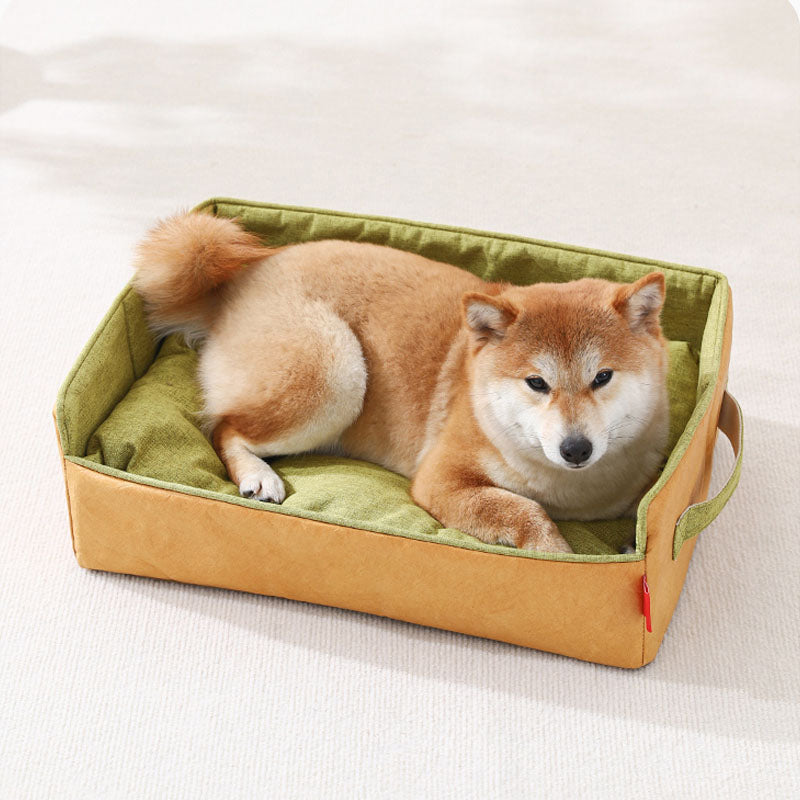 https://cdn.shopify.com/s/files/1/0549/1638/2879/files/PortableFoldableDogBedCatBed_1.jpg?v=1686302025&width=800