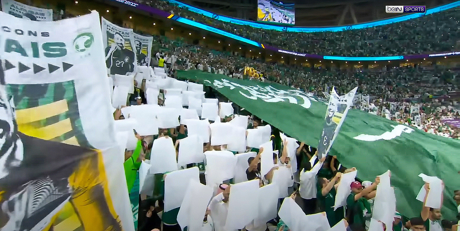 qatar-world-cup-saudi-flags