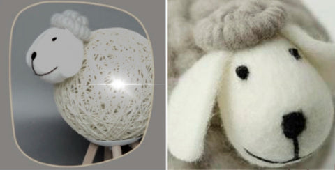 Image divisée en deux, montrant à gauche la veilleuse mouton tissée à la main avec son éclairage intérieur doux et rassurant, et à droite un gros plan sur le visage souriant de la tête de mouton en laine bio.